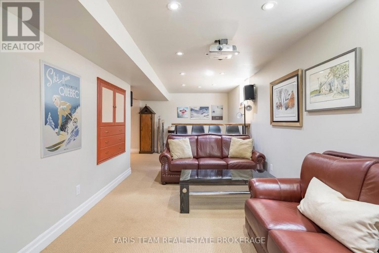 13 KIDD'S LANE, Innisfil (Cookstown), Ontario, L0L1L0