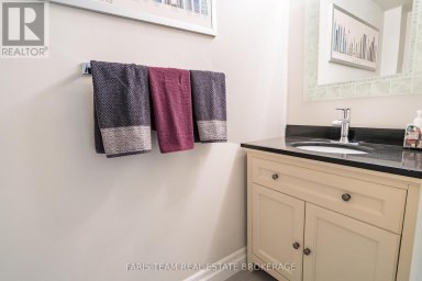 13 KIDD'S LANE Innisfil (Cookstown) Ontario photo 35