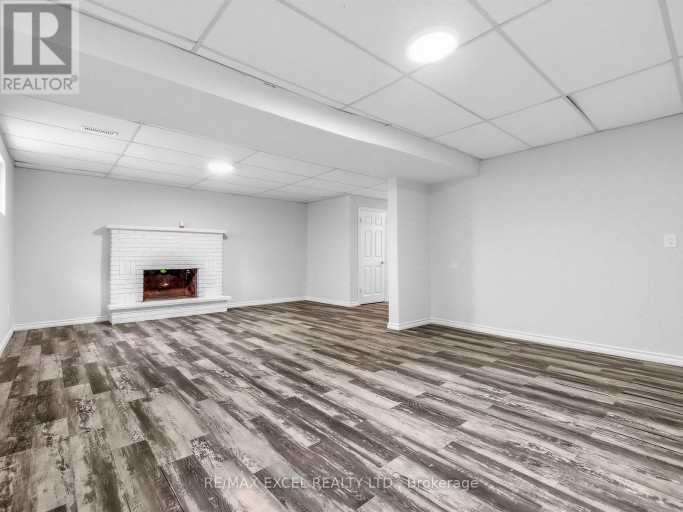 25 GRAND PLACE, Barrie (Allandale Heights), Ontario, L4N4Y3