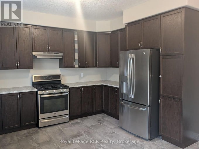 89 LOCKERBIE CRESCENT, Collingwood, Ontario, L9Y0H8