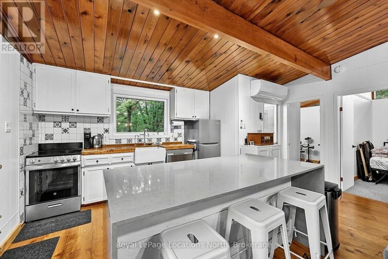 109 PARK ROAD, Tiny, Ontario, L0L1P1