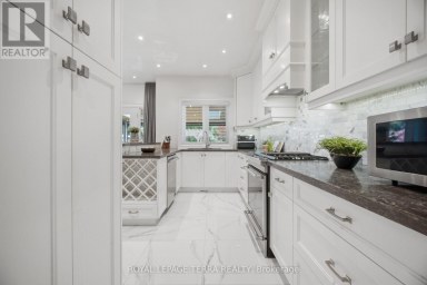 27 MINFORD AVENUE Toronto (Wexford-Maryvale) Ontario photo 15
