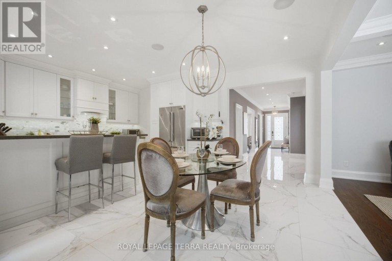 27 MINFORD AVENUE, Toronto (Wexford-Maryvale), Ontario, M1R2B2