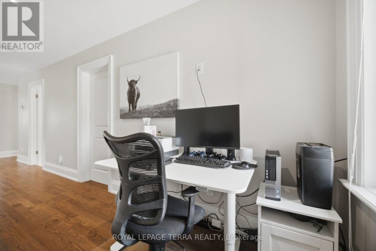 27 MINFORD AVENUE, Toronto (Wexford-Maryvale), Ontario, M1R2B2