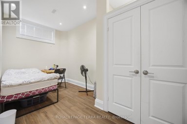 27 MINFORD AVENUE Toronto (Wexford-Maryvale) Ontario photo 35