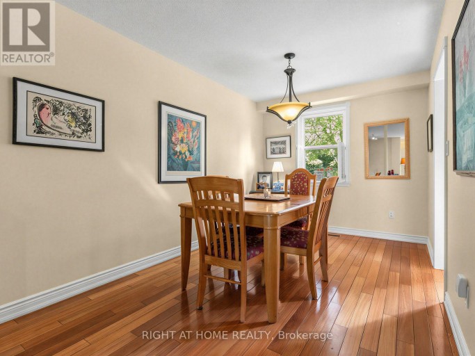 1984 JOHN STREET, Markham (Bayview Fairway-Bayview Country Club Esta, Ontario, L3T1Z1