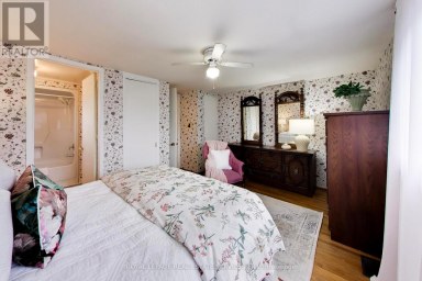 24 ELMVALE CRESCENT Toronto (West Humber-Clairville) Ontario photo 10