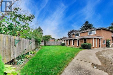 24 ELMVALE CRESCENT Toronto (West Humber-Clairville) Ontario photo 23