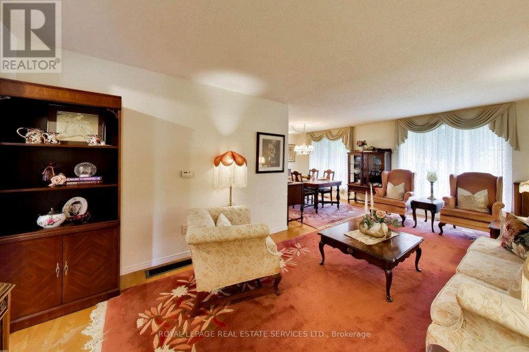 24 ELMVALE CRESCENT, Toronto (West Humber-Clairville), Ontario, M9V2B9