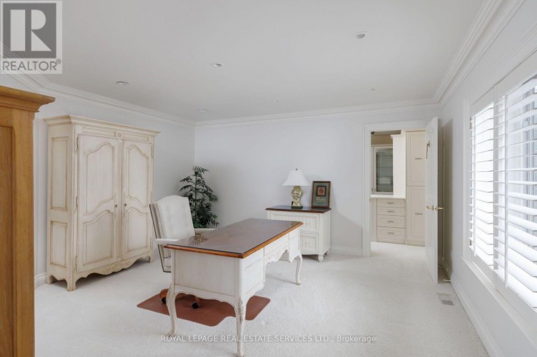 70 SHOREWOOD PLACE, Oakville (SW Southwest), Ontario, L6K3Y4