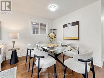 35 CULHAM STREET Oakville (CP College Park) Ontario photo 10