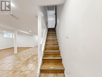 35 CULHAM STREET Oakville (CP College Park) Ontario photo 27
