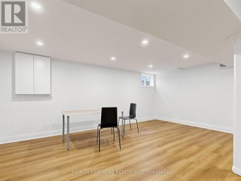 35 CULHAM STREET Oakville (CP College Park) Ontario photo 28
