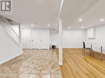 35 CULHAM STREET Oakville (CP College Park) Ontario photo 30