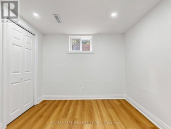 35 CULHAM STREET Oakville (CP College Park) Ontario photo 34