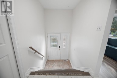 578 CAVELL DRIVE Mississauga (Cooksville) Ontario photo 4