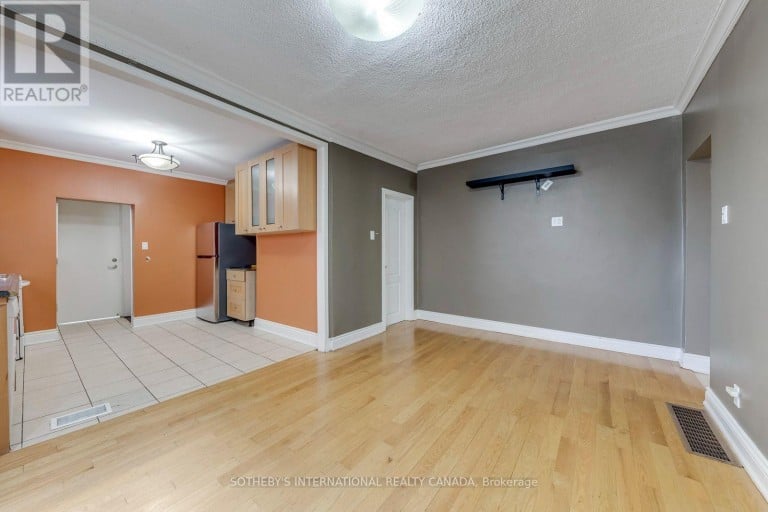 66 TWENTY NINTH STREET, Toronto (Long Branch), Ontario, M8W3B2