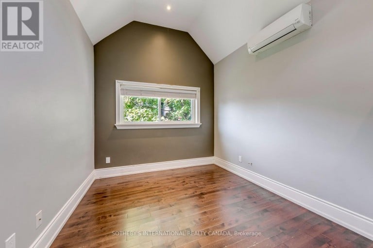 66 TWENTY NINTH STREET, Toronto (Long Branch), Ontario, M8W3B2