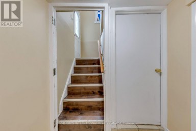 66 TWENTY NINTH STREET Toronto (Long Branch) Ontario photo 25
