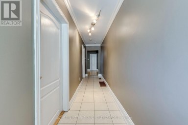 66 TWENTY NINTH STREET Toronto (Long Branch) Ontario photo 5