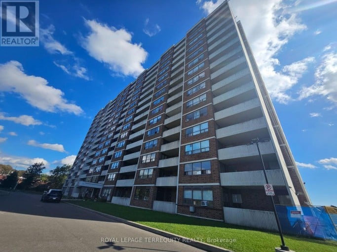 311 - 25 SUNRISE AVENUE, Toronto (Victoria Village), Ontario, M4A2S2