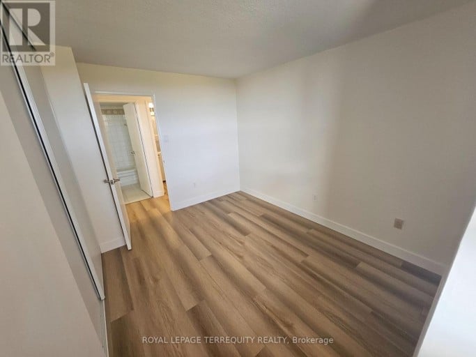 311 - 25 SUNRISE AVENUE, Toronto (Victoria Village), Ontario, M4A2S2
