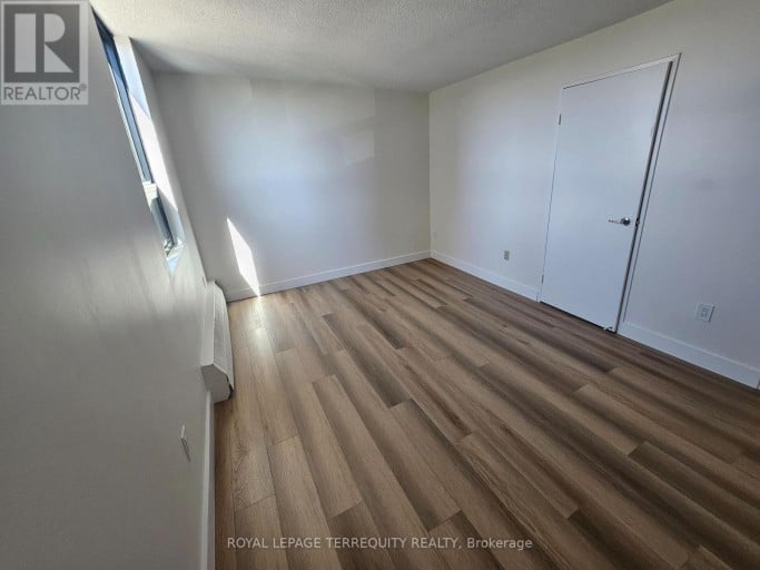 311 - 25 SUNRISE AVENUE, Toronto (Victoria Village), Ontario, M4A2S2