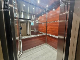 311 - 25 SUNRISE AVENUE Toronto (Victoria Village) Ontario photo 3