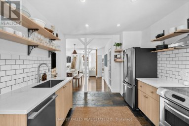 14 MANITOBA STREET Toronto (Mimico) Ontario photo 1