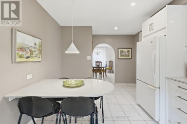 36 ALGONQUIN COURT Hamilton (Lisgar) Ontario photo 11