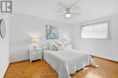 36 ALGONQUIN COURT Hamilton (Lisgar) Ontario photo 14