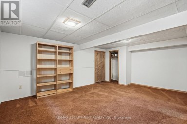 36 ALGONQUIN COURT Hamilton (Lisgar) Ontario photo 33