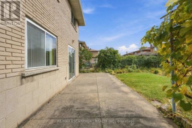 36 ALGONQUIN COURT Hamilton (Lisgar) Ontario photo 40