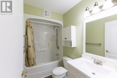 204 - 35 DAIRY LANE W Huntsville Ontario photo 20