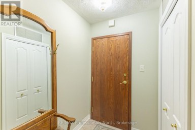 204 - 35 DAIRY LANE W Huntsville Ontario photo 5