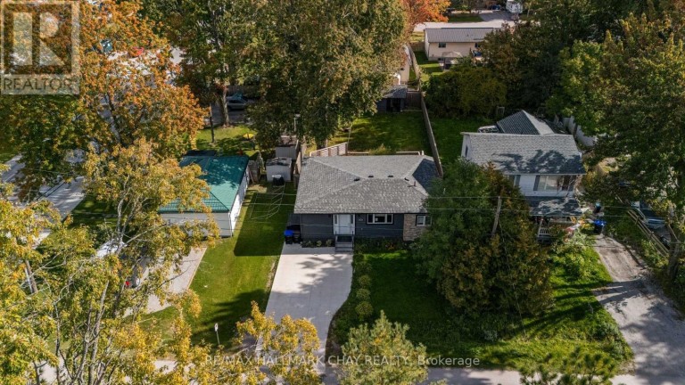 3391 BEACHVIEW AVENUE, Severn (West Shore), Ontario, L0K1G0
