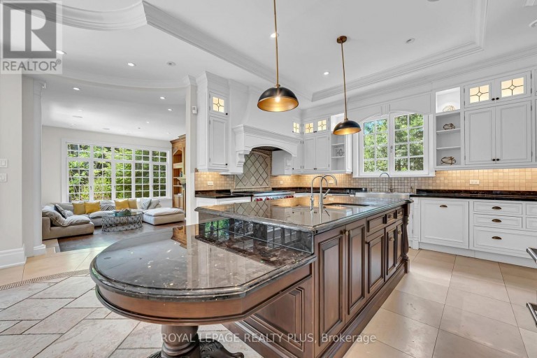 1476 CARMEN DRIVE, Mississauga (Mineola), Ontario, L5G3Z1