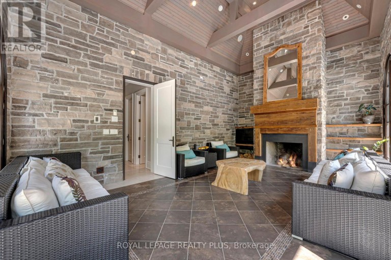 1476 CARMEN DRIVE, Mississauga (Mineola), Ontario, L5G3Z1