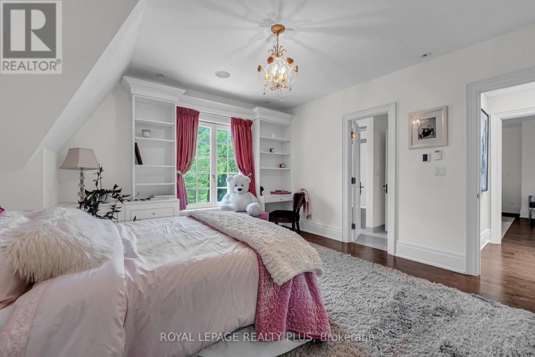 1476 CARMEN DRIVE, Mississauga (Mineola), Ontario, L5G3Z1