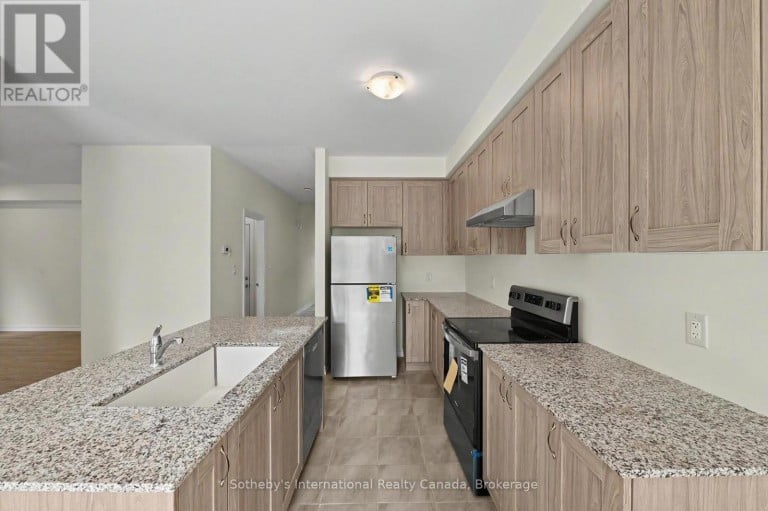 9 HILLCROFT WAY, Kawartha Lakes (Bobcaygeon), Ontario, K0M1A0