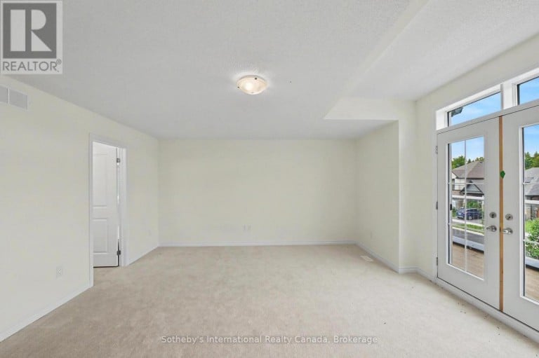 9 HILLCROFT WAY, Kawartha Lakes (Bobcaygeon), Ontario, K0M1A0