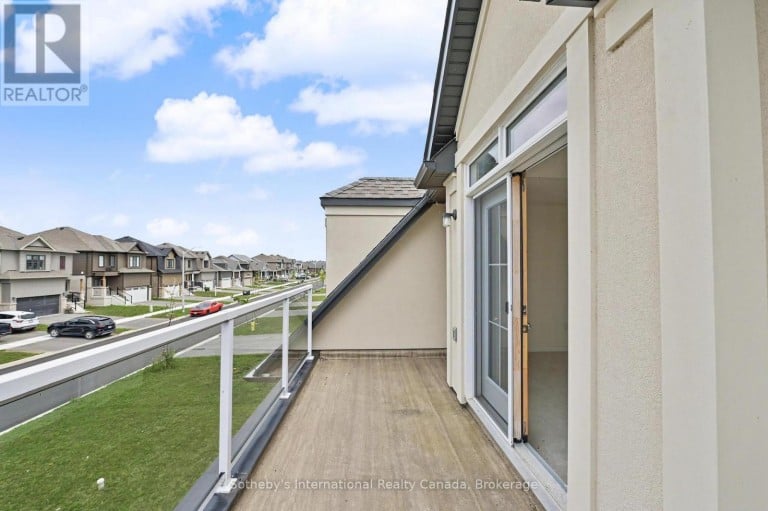 9 HILLCROFT WAY, Kawartha Lakes (Bobcaygeon), Ontario, K0M1A0