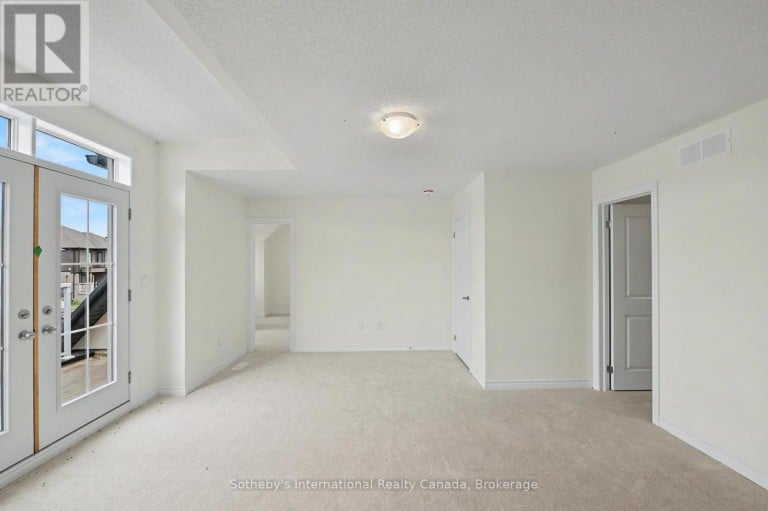 9 HILLCROFT WAY, Kawartha Lakes (Bobcaygeon), Ontario, K0M1A0