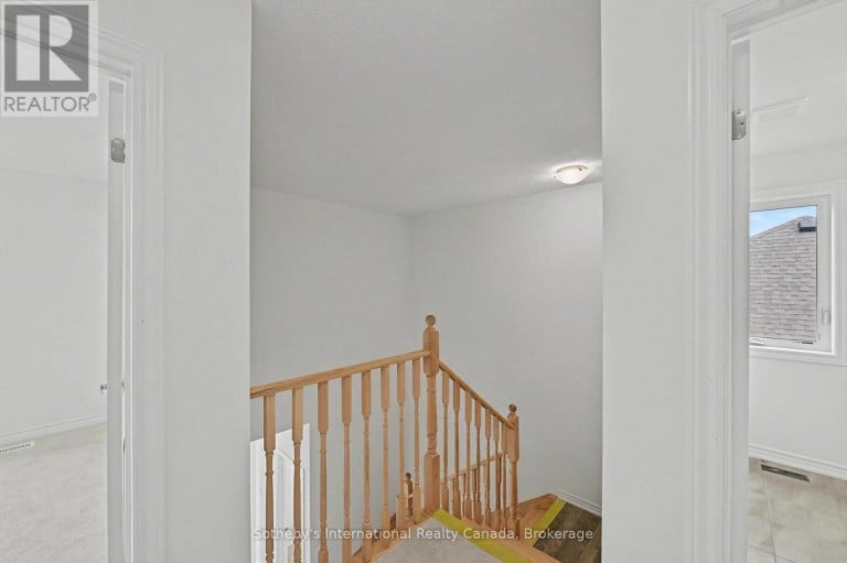 9 HILLCROFT WAY, Kawartha Lakes (Bobcaygeon), Ontario, K0M1A0