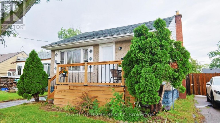 82 NORMANHURST AVENUE, Hamilton (Normanhurst), Ontario, L8H5M6