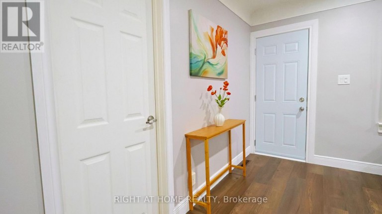 82 NORMANHURST AVENUE, Hamilton (Normanhurst), Ontario, L8H5M6