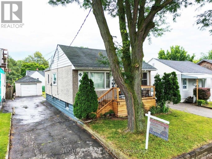 82 NORMANHURST AVENUE, Hamilton (Normanhurst), Ontario, L8H5M6