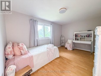 2623 KAYMAR CRESCENT Sarnia Ontario photo 14