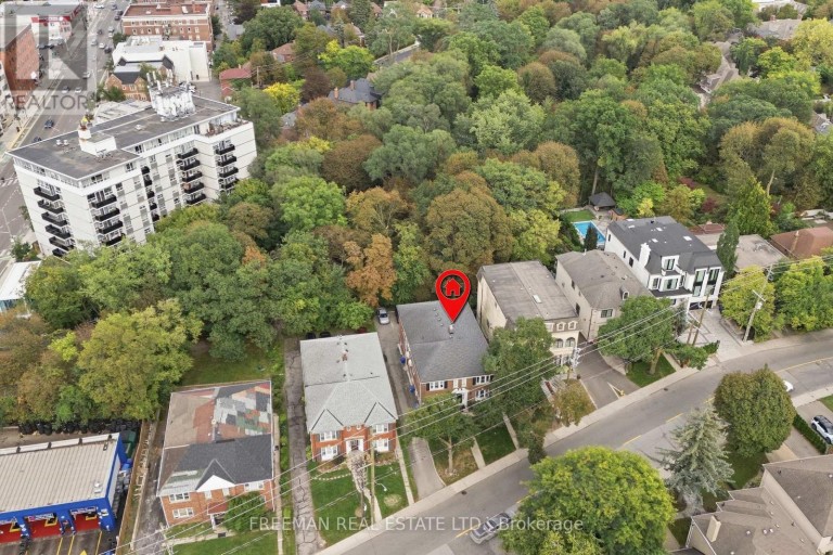 783 SPADINA ROAD, Toronto (Forest Hill South), Ontario, M5P2X5