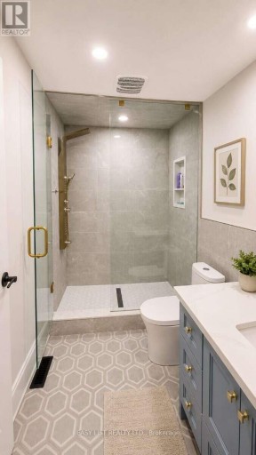103 FIFEFIELD DRIVE, Vaughan (Maple), Ontario, L6A1G4